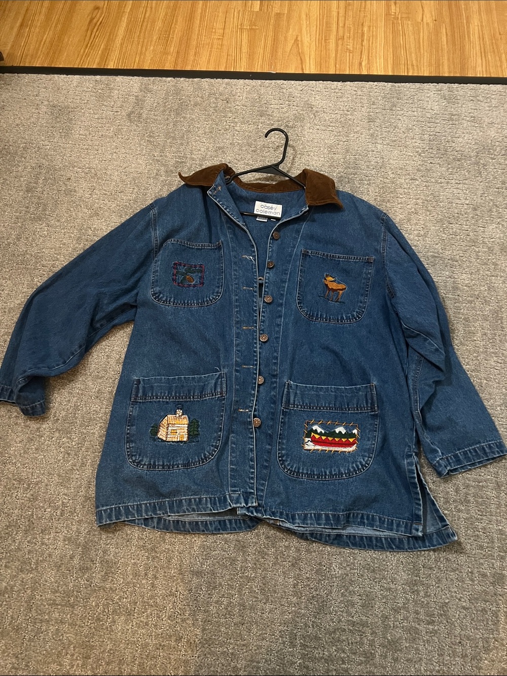 Vintage-style Denim Jacket with New England Embroidered Patches 100% Cotton